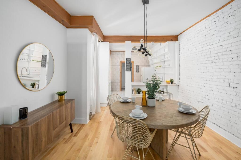 Chic Mile-End 3Br Getaway - Free Parking, Sleeps 8 Apartment Montreal Exterior photo